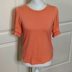 ella moss peach coral top size medium cropped textured sleeve w/ zip zag detail